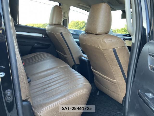 Toyota HILUX 2021-03 8726508-6