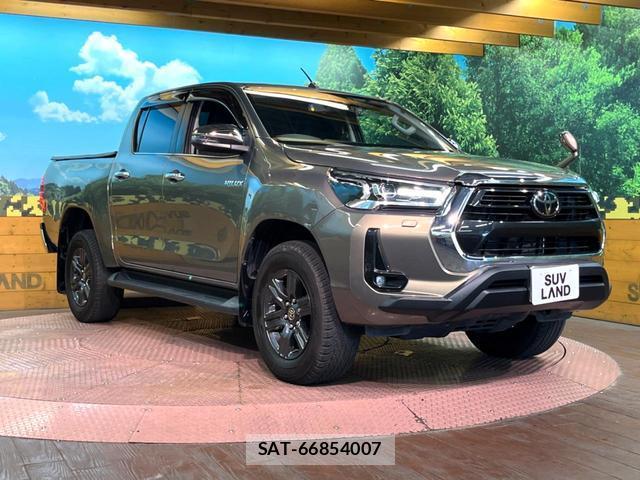 Toyota HILUX 2023-12 8727747-12