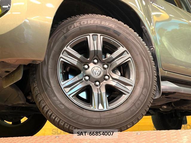 Toyota HILUX 2023-12 8727747-18