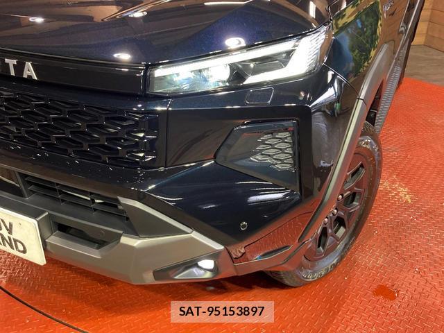 Toyota HILUX 2026-08 8728071-11