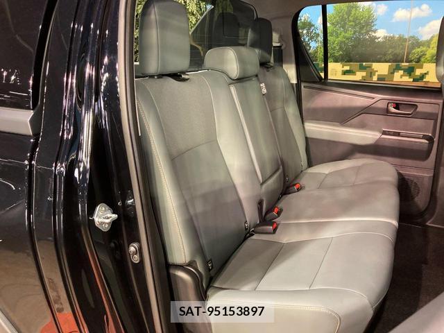 Toyota HILUX 2026-08 8728071-9