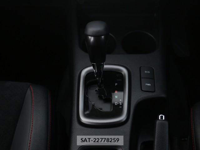 Toyota HILUX 2023-11 8728445-15