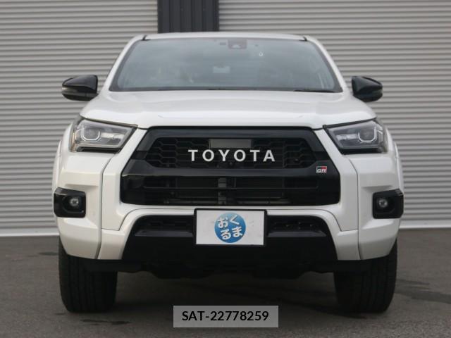 Toyota HILUX 2023-11 8728445-9