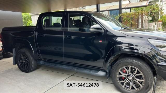 Toyota HILUX 2022-07 8729562-3