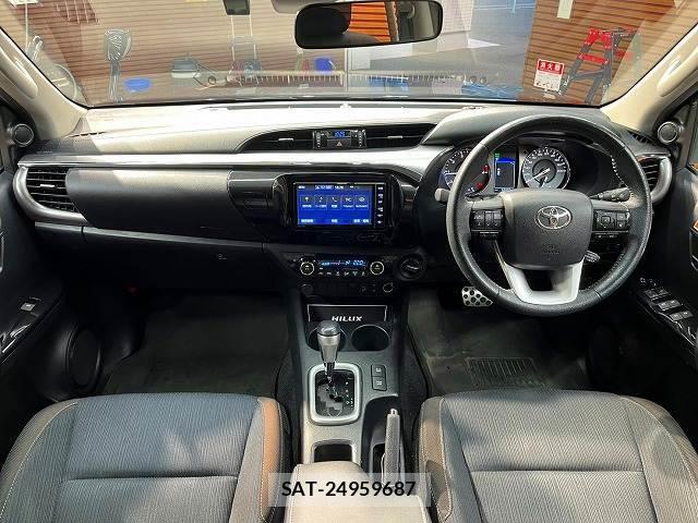 Toyota HILUX 2020-11 8730870-1