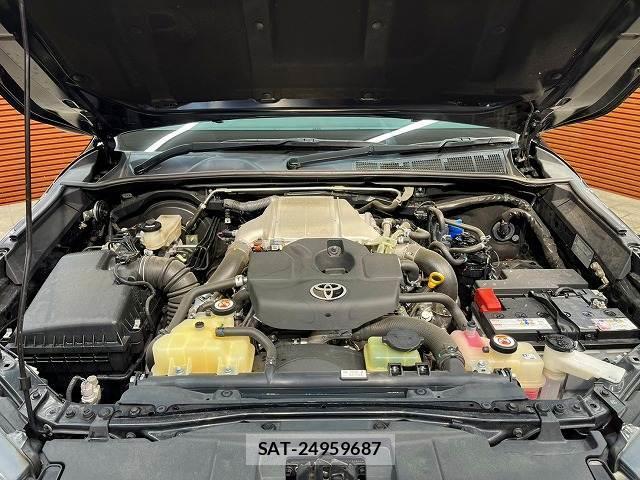 Toyota HILUX 2020-11 8730870-13