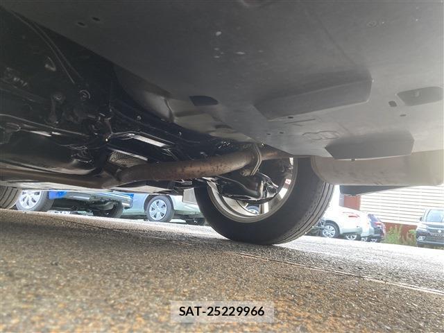 Lexus HS 2010-08 8728229-19
