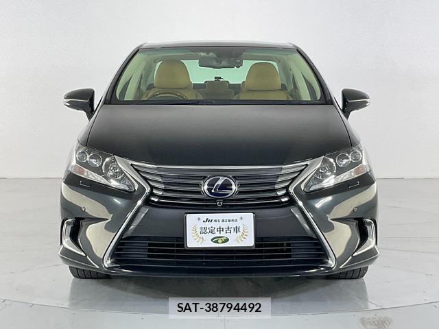 Lexus HS 2017-10 8730666-1