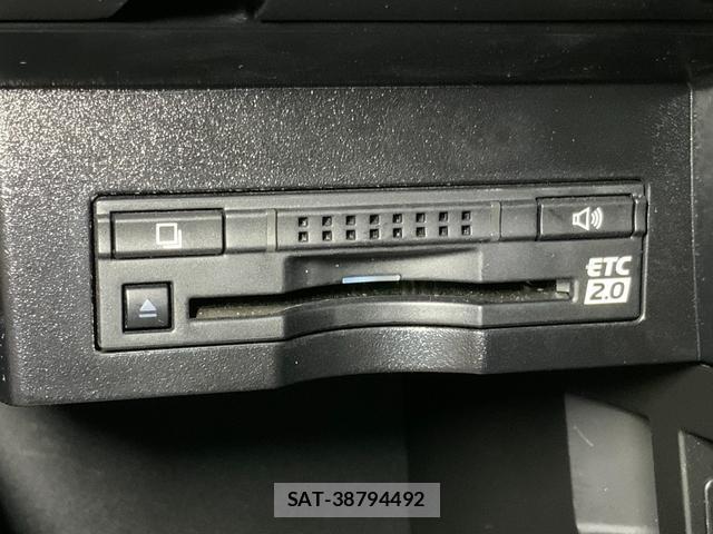Lexus HS 2017-10 8730666-16
