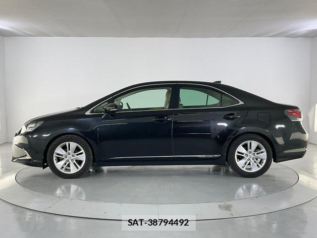 Lexus HS 2017-10 8730666-4