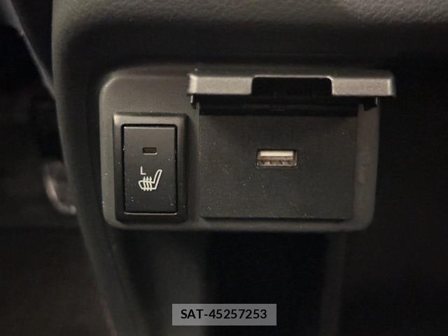 Suzuki HUSTLER 2017-01 8728546-4