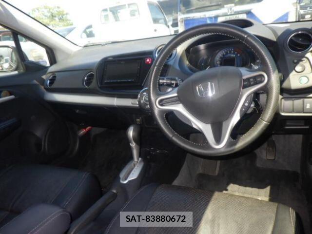 Honda INSIGHT EXCLUSIVE 2013-02 8730479-5