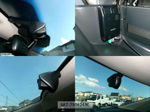 Honda INSIGHT 2020-12 8727519-19