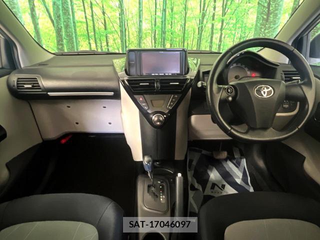 Toyota IQ 2013-07 8727072-1