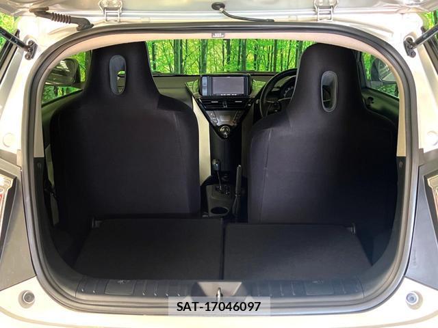 Toyota IQ 2013-07 8727072-11