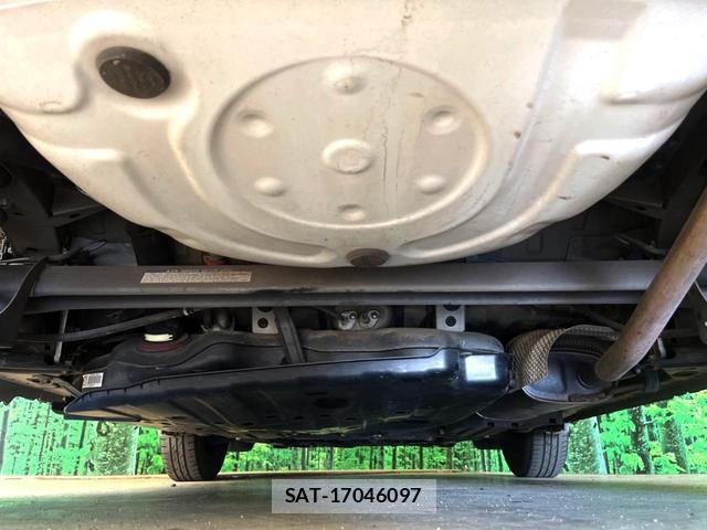 Toyota IQ 2013-07 8727072-15