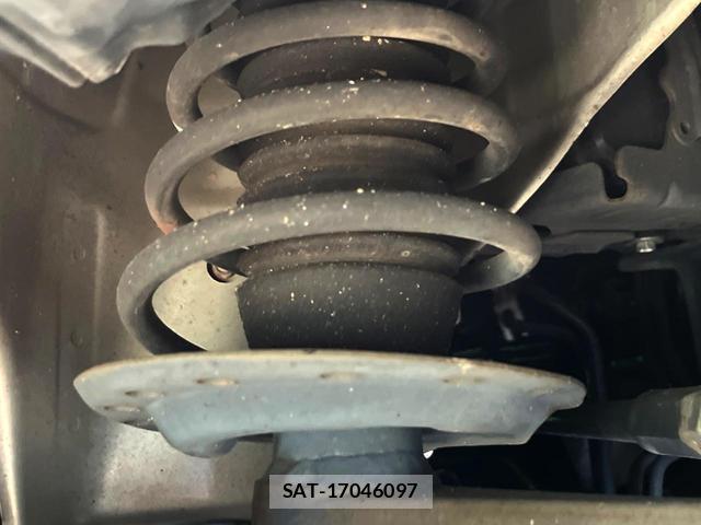 Toyota IQ 2013-07 8727072-17
