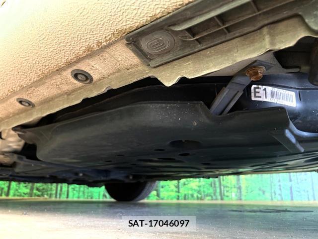 Toyota IQ 2013-07 8727072-19