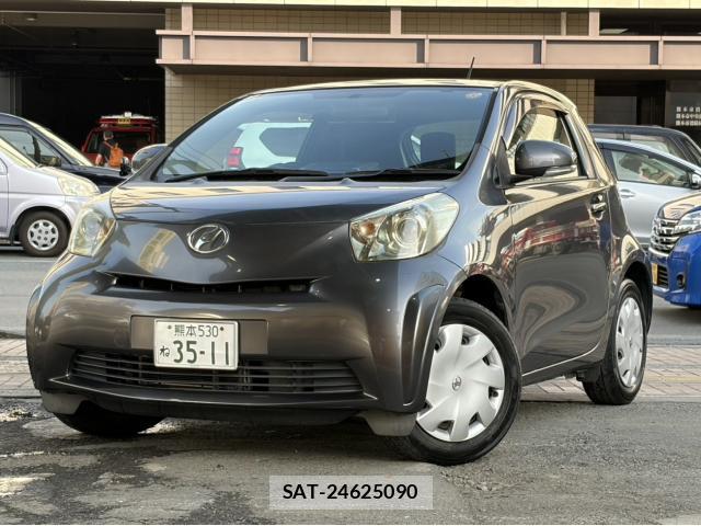 Toyota IQ 2010-02 8727392-1