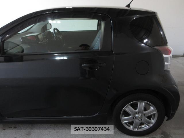 Toyota IQ 2009-11 8730935-5