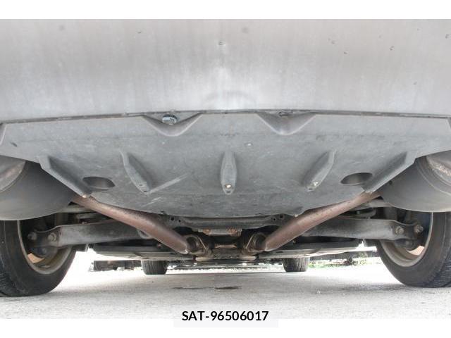 Lexus IS 2013-07 8725863-18