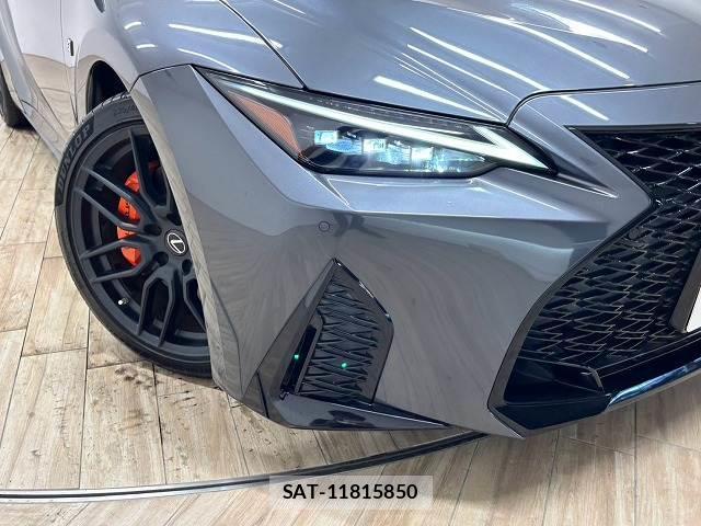 Lexus IS 2021-02 8726006-19