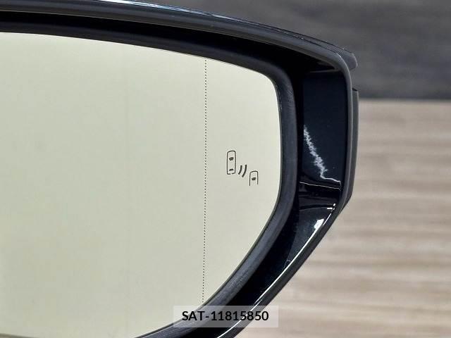 Lexus IS 2021-02 8726006-8