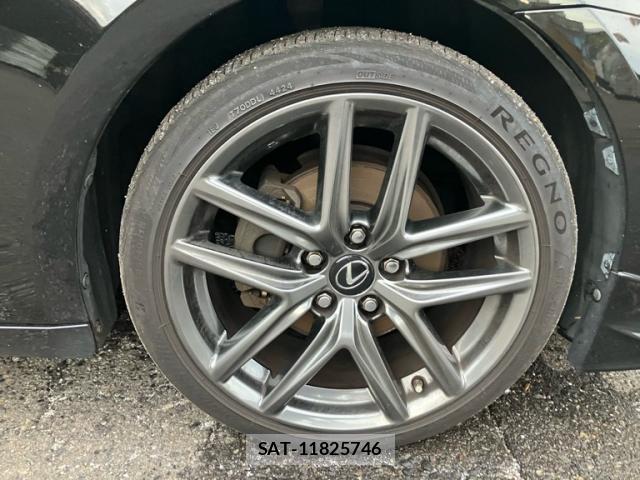 Lexus IS 2013-08 8726170-12