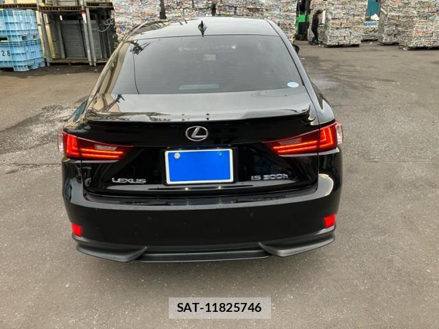 Lexus IS 2013-08 8726170-13