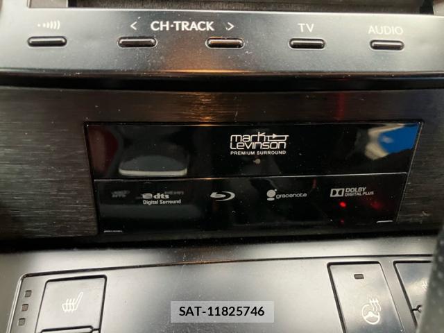Lexus IS 2013-08 8726170-15