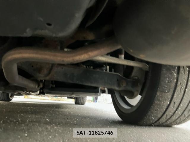 Lexus IS 2013-08 8726170-6