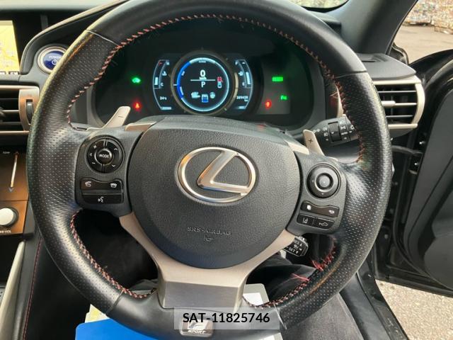 Lexus IS 2013-08 8726170-8