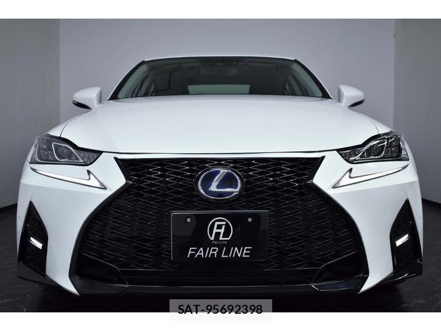 Lexus IS 2018-09 8728293-9
