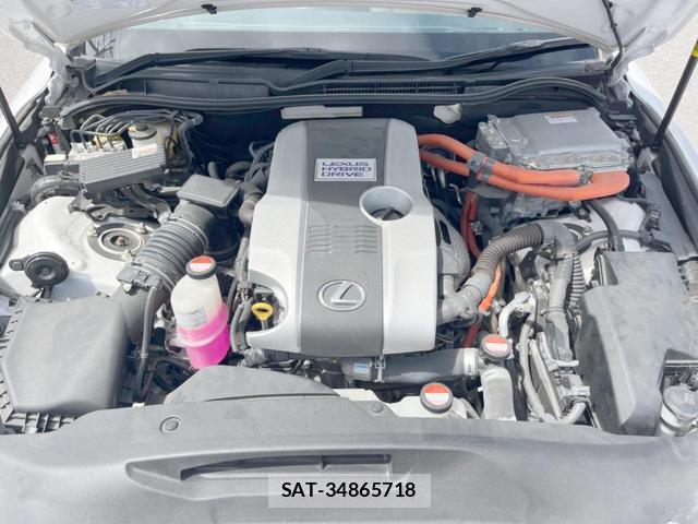 Lexus IS 2016-03 8728434-18