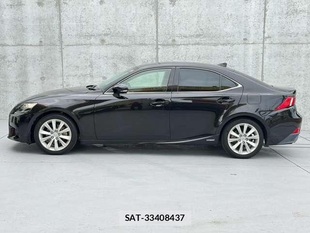 Lexus IS 2013-11 8728938-2