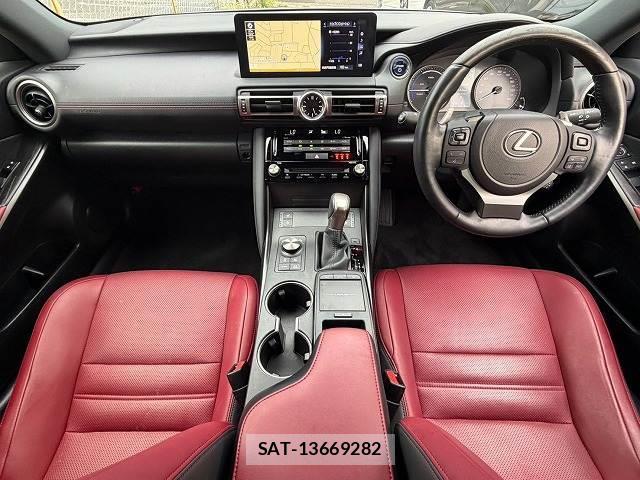 Lexus IS 2021-12 8730750-1
