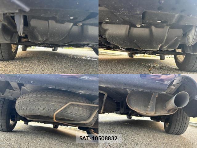 Toyota ISIS 2013-03 8725842-9
