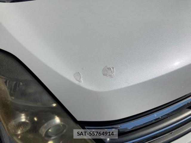 Toyota ISIS 2009-01 8727359-2