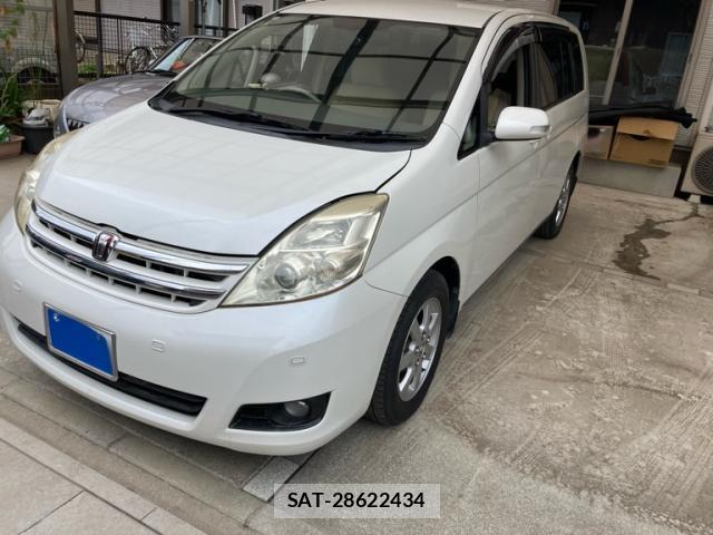Toyota ISIS 2010-01 8728287-1