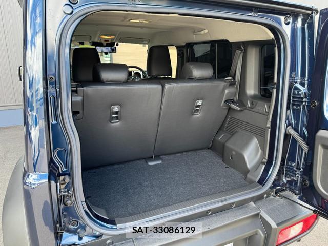 Suzuki JIMNY 2026-01 8726367-13