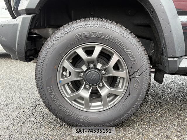 Suzuki JIMNY 2025-12 8728136-15