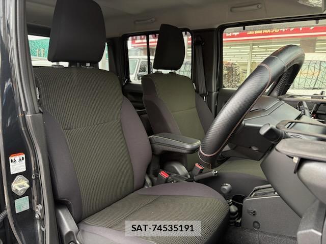 Suzuki JIMNY 2025-12 8728136-6