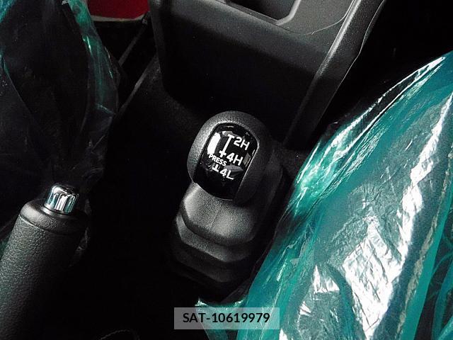 Suzuki JIMNY 2025-07 8730196-8