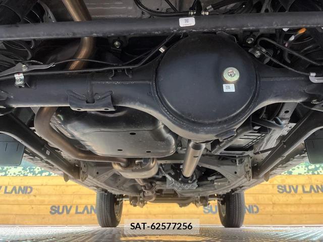 Suzuki JIMNY 2025-06 8730621-18