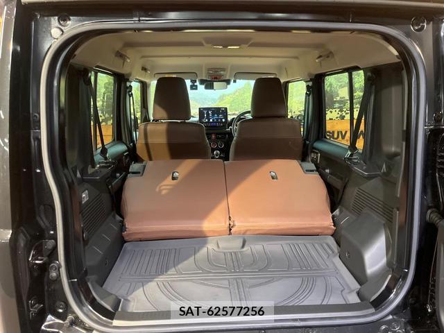 Suzuki JIMNY 2025-06 8730621-9