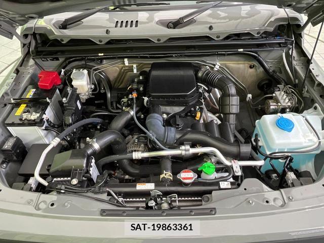 Suzuki JIMNY 2025-03 8725798-17