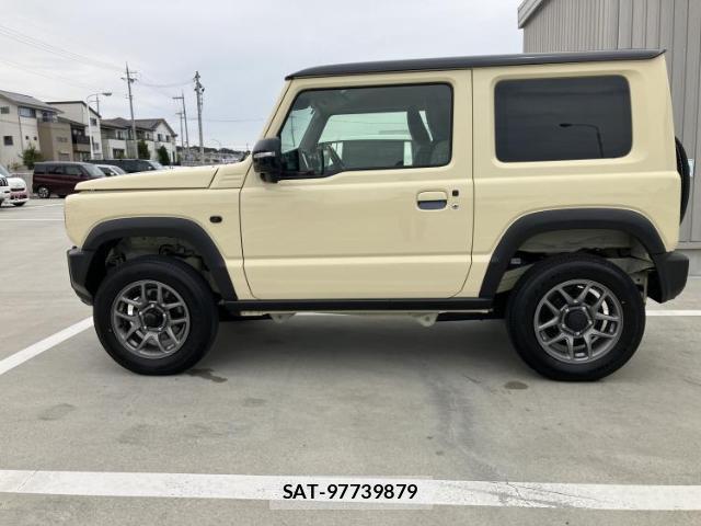 Suzuki JIMNY 2025-09 8726181-1