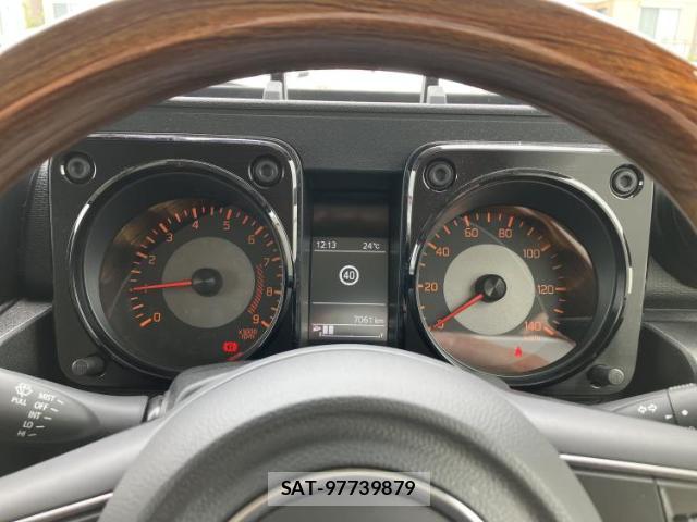 Suzuki JIMNY 2025-09 8726181-10