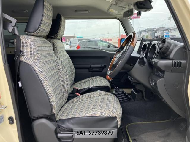 Suzuki JIMNY 2025-09 8726181-3