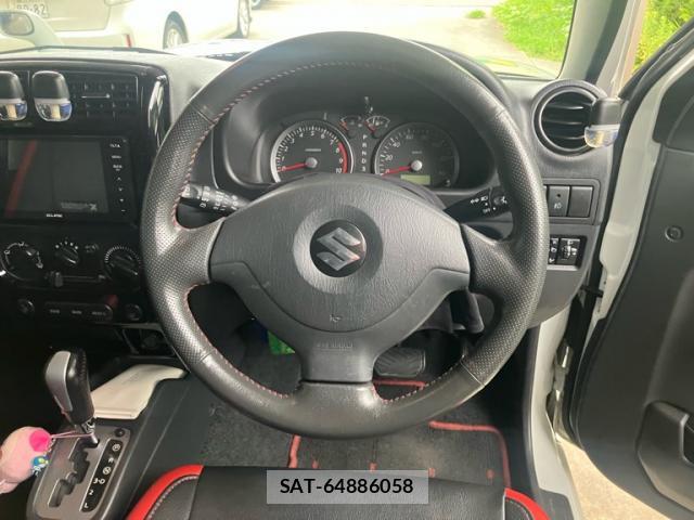 Suzuki JIMNY 2013-11 8727784-14